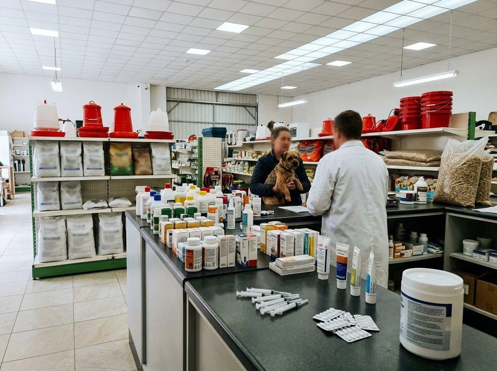 Foto 1 Cuida de su salud con nuestros medicamentos y productos veterinarios para animales en San Sadurniño