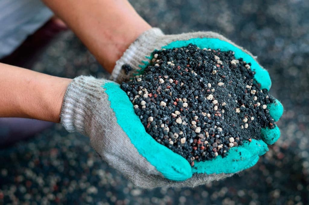 Abono natural o químico, ¿cuál elegir?